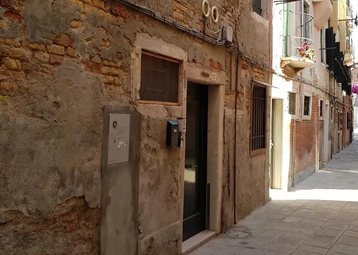 Boutique Ca'liz شقة